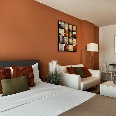 First Choice Suites By The Sea Sha Plus Extra HHQ Exteriér fotografie